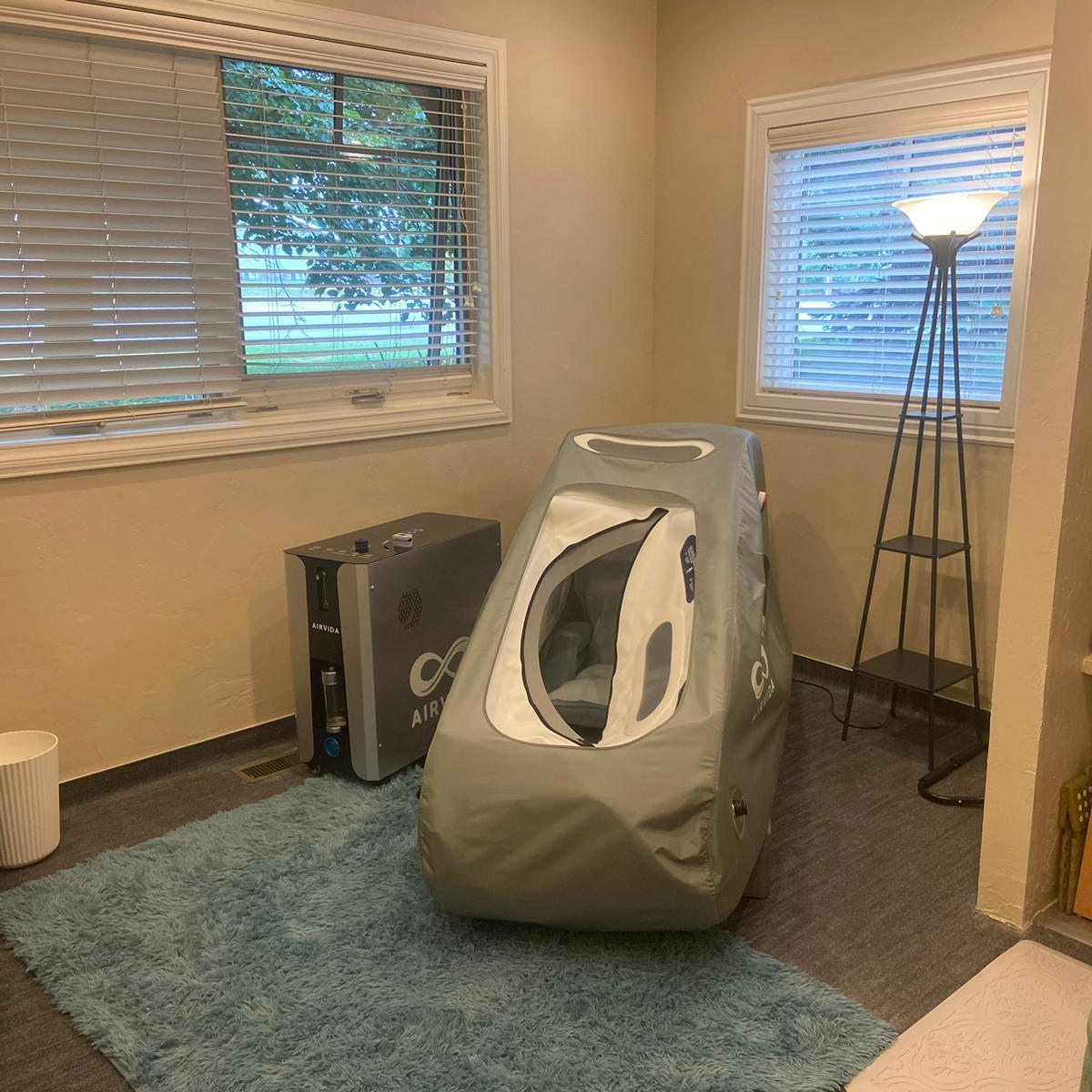 Airvida Pro90 1.5 ATA Portable Sitting Hyperbaric Chamber