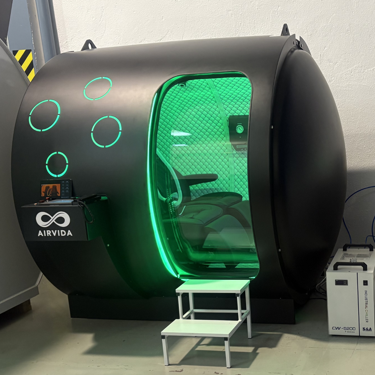Airvida Multiplace Hyperbaric Chamber - Phoenix 2