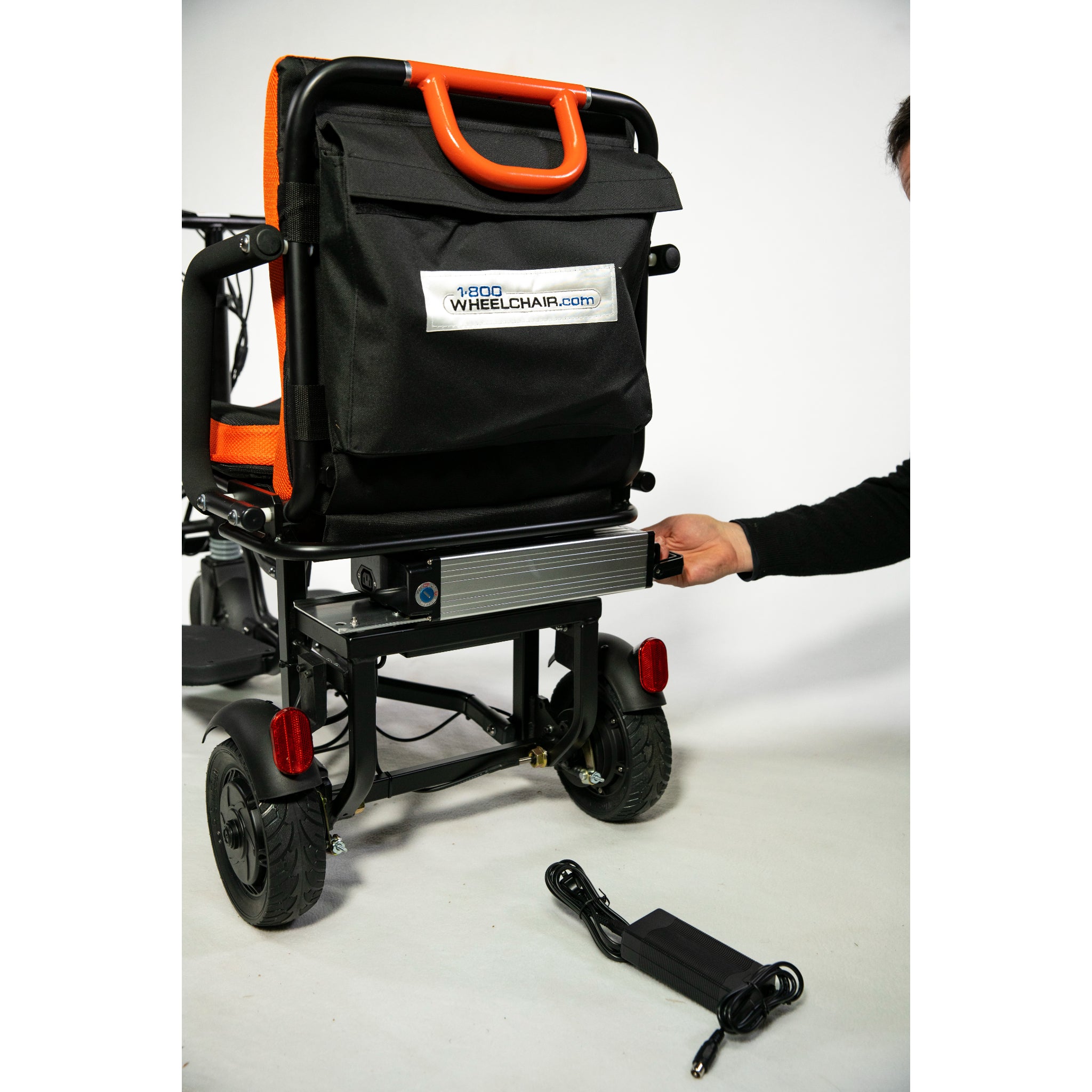 JYD-Imports Ezfold Super Lightweight 46 lbs Foldable Scooter - JYD-EZFS