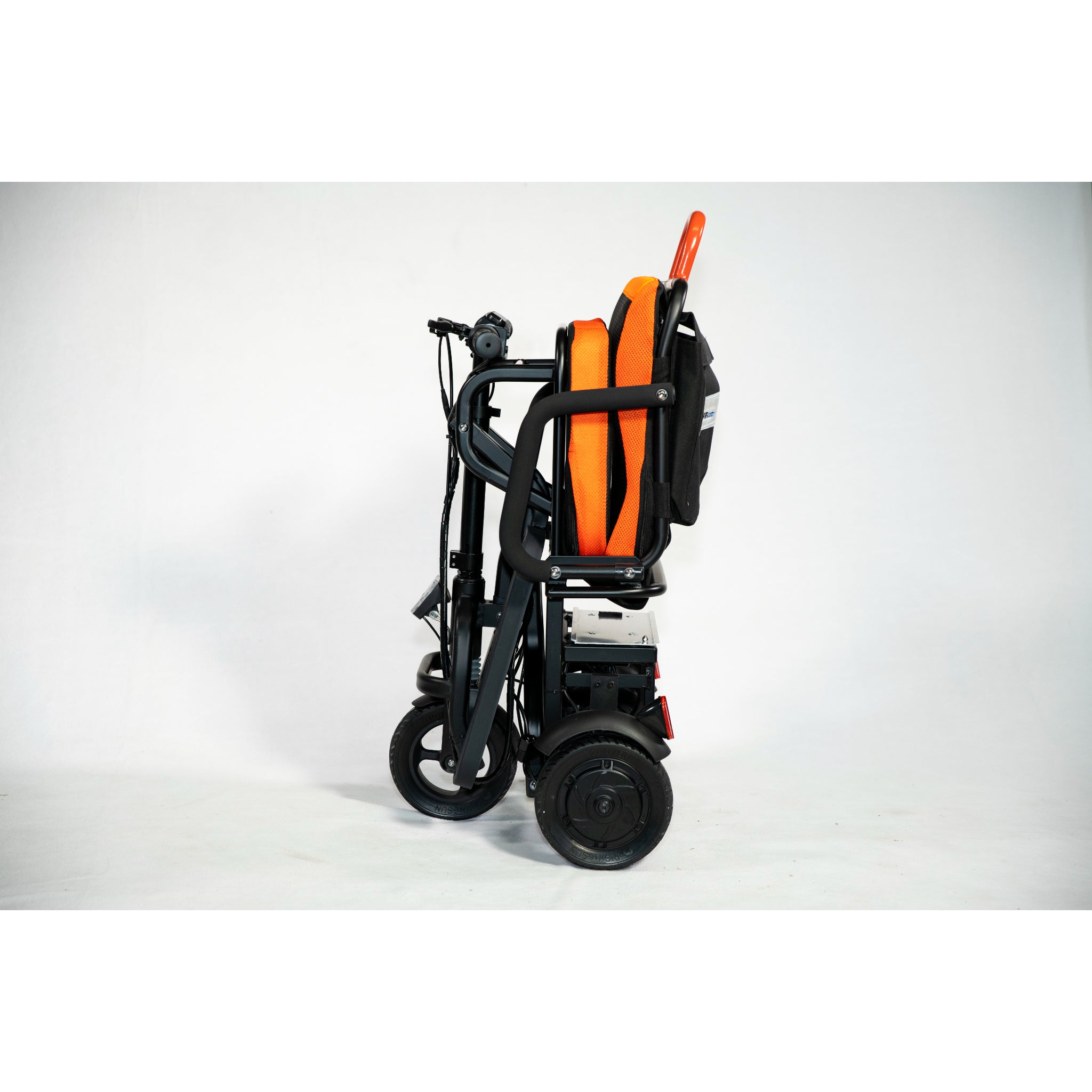 JYD-Imports Ezfold Super Lightweight 46 lbs Foldable Scooter - JYD-EZFS