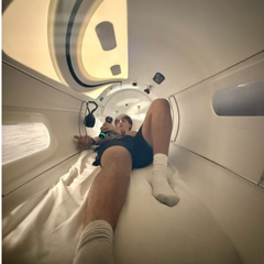 Airvida Home Use 1.2 - 1.5ATA Portable Lying Hyperbaric Chamber