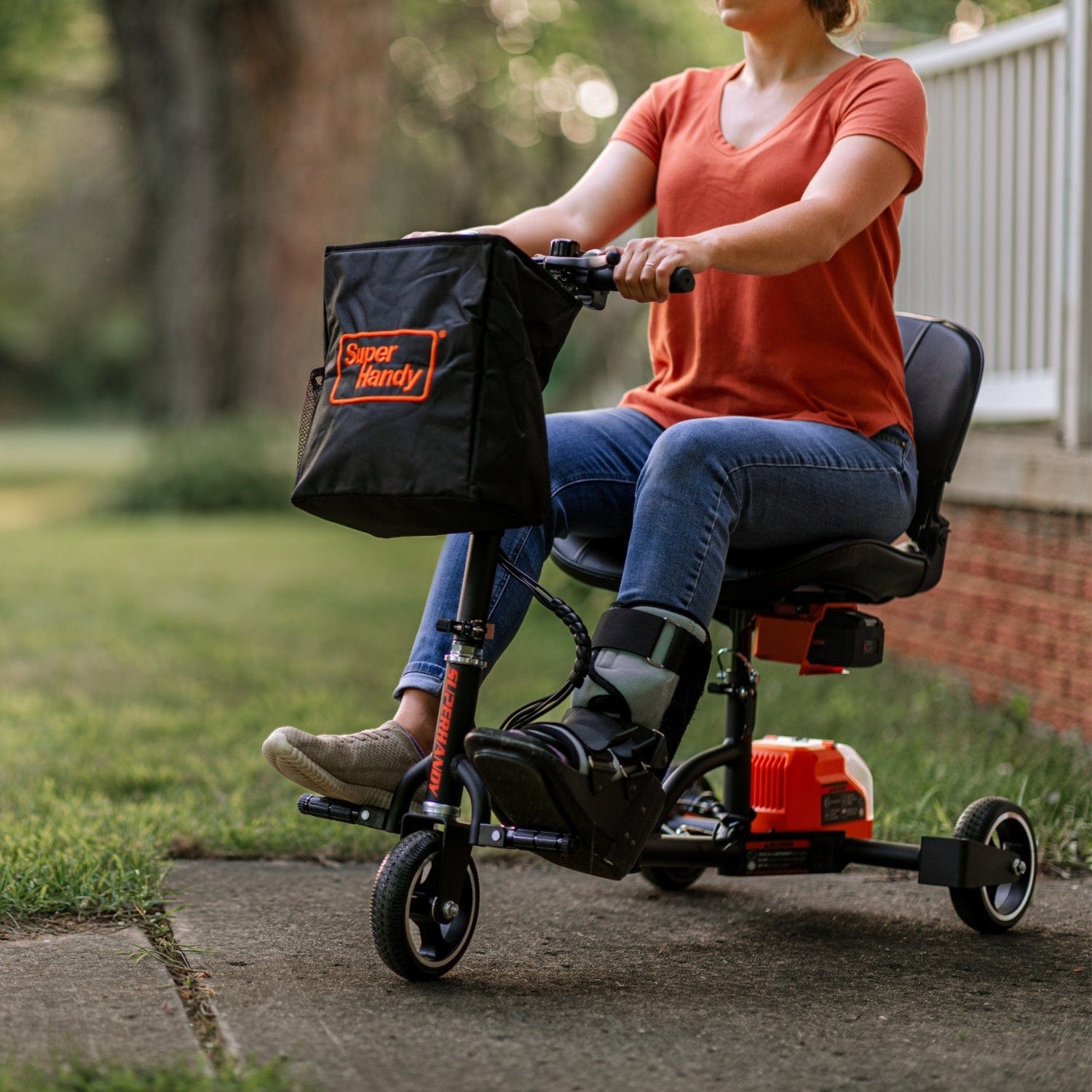 SuperHandy Passport 3 Wheel Mobility Scooter 48V 2Ah Battery, Lightweight - GUT112